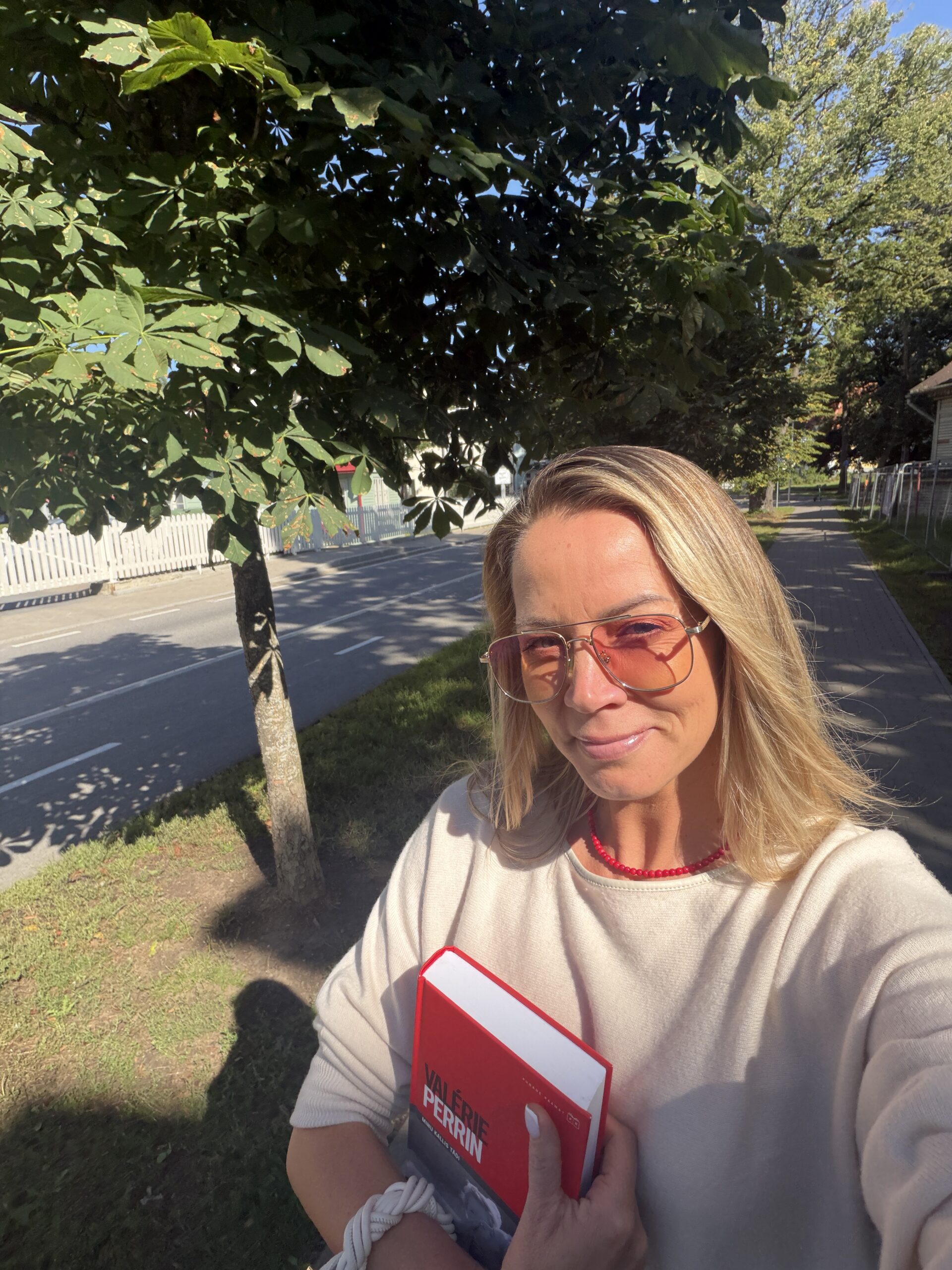Minult küsitakse sageli, kuidas ma kõike jõuan. Aus vastus on, et ega ma ei jõuagi — sotsiaalmeedias paistab vaid väike osa minu elust. Küll aga aitavad teadlik